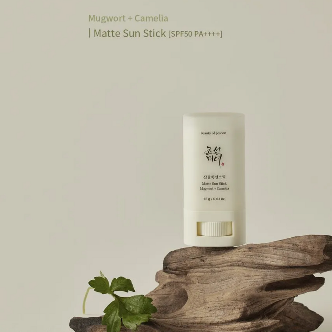 Matte Sun Stick: Mugwort + Camelia SPF50+ PA++++