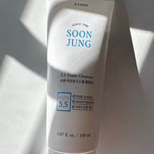 Load image into Gallery viewer, Soon Jung 5.5 Foam Cleanser
